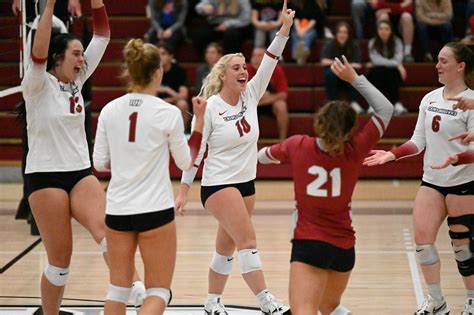 IUP Athletics Volleyball Vs Seton Hill 9 24 22