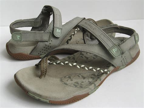 Merrell Siena Moss Seagrass Green Leather Sandals Womens Size 7