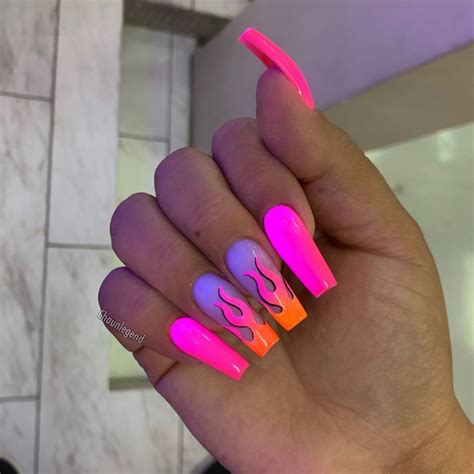 Chaun P 🇰🇭 On Instagram “these Hand Drawn Flames Tho 🔥” Glow Nails Aycrlic Nails Swag Nails