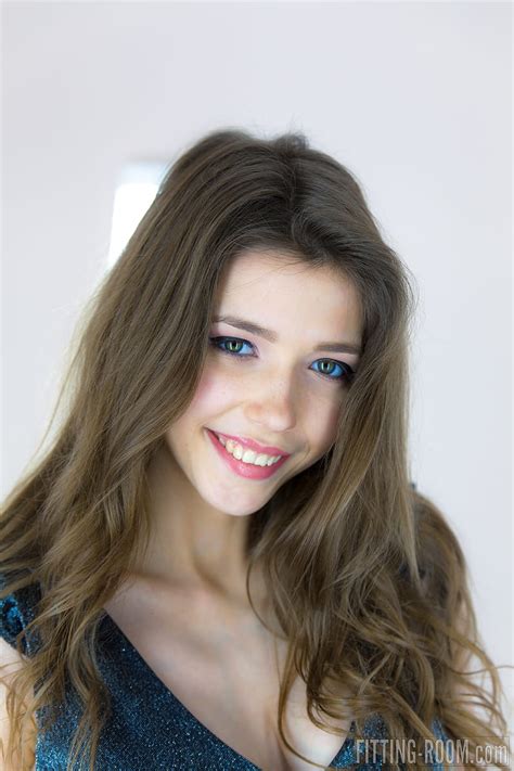 Mila Azul фото