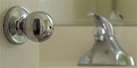 Locked Out Of Your Bathroom 8 Ways To Unlock Your Bathroom Door