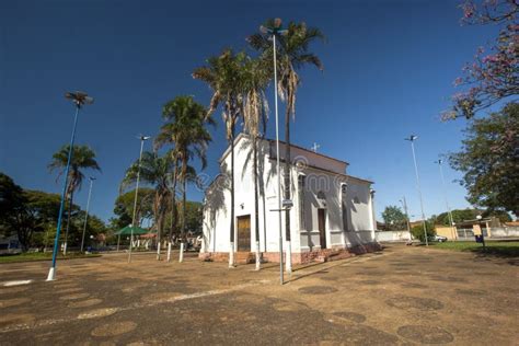 Igreja De Santo Antonio Na Cidade Do Brodowski Trabalhos Por Cand