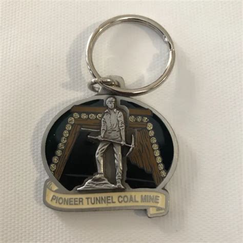 Pioneer Tunnel Coal Mine Souvenir Steam Train Charles Productkeychain