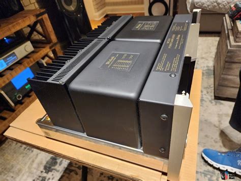 Mcintosh Mc W Solid State Qty Monoblock Amplifiers Rare