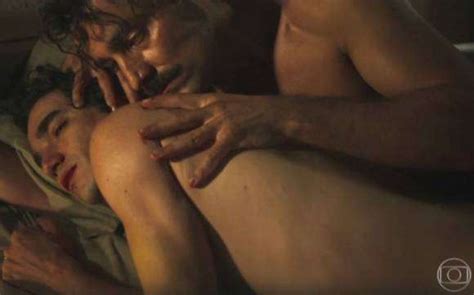 Ricardo Pereira e Caio Blat fazem cena de sexo gay em novela Rede Angola Notícias