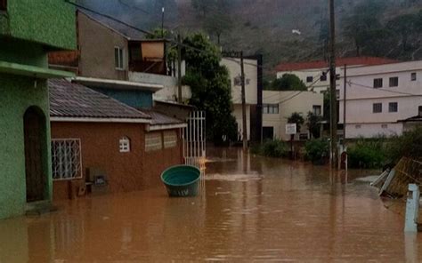 Chuva provoca alagamentos em Colatina FOTOS fotos em Espírito Santo g1