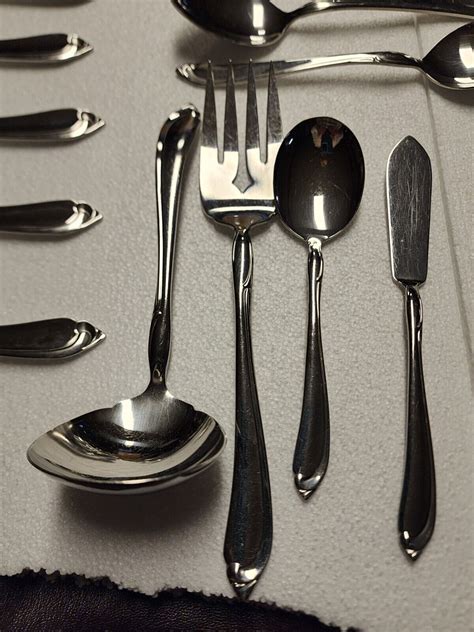 Oneida Stainless Flatware Shasta 81 Piece Set Lot Oneidacraft Deluxe Fork Spoon Ebay