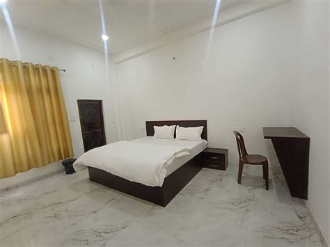 Hotel O Home Ayodhya Homestay Home Ayodhya Book 1425 OYO