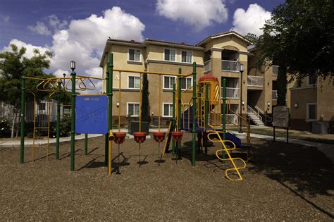 Summercrest Apartments - CA - Low Income Apartments in Fresno, CA