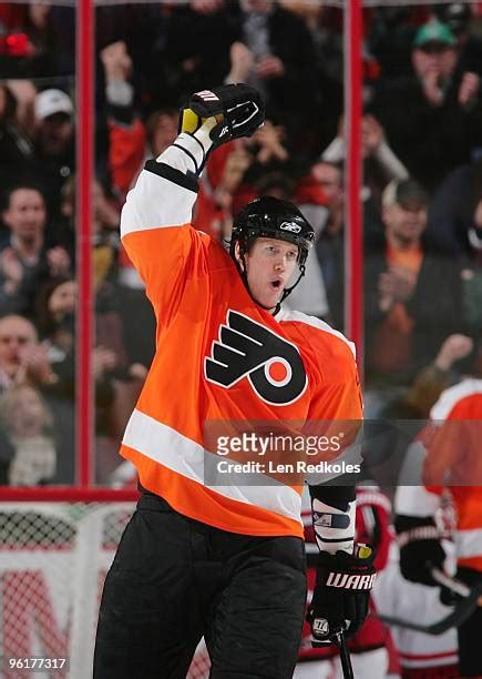 1753 Chris Pronger Flyers Stock Photos High Res Pictures And Images