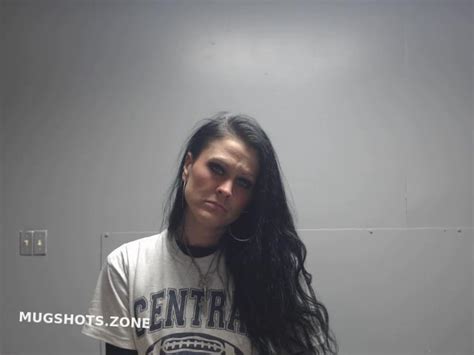 Breedlove Andrea 04012023 Caldwell County Mugshots Zone