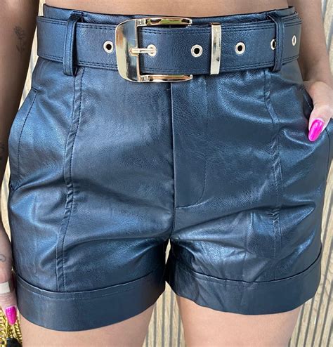 Short Feminino Couro Eco Com Cinto Fernanda Ramos Store