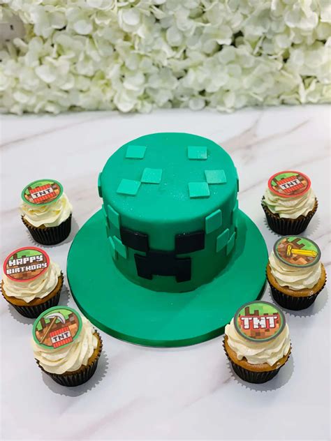 Minecraft Sword Cupcake Cake