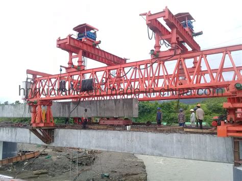 Bridge Construction 150t 45m Launching Girder Gantry Crane 150t 45m