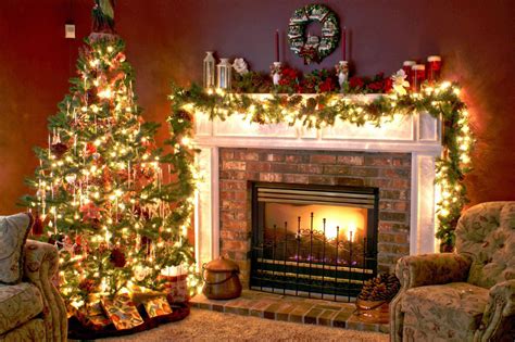 Creative Tips and Ideas for Romantic Fireplaces - Christmas Fireplace