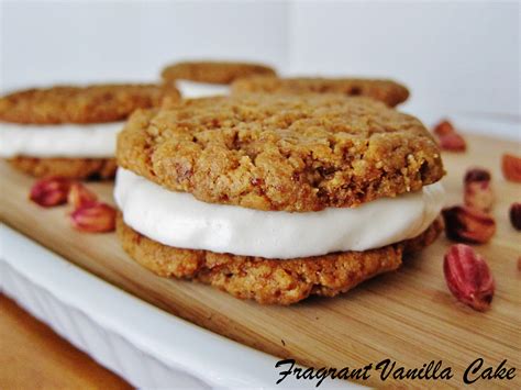 Vegan Fluffernutter Sandwich Cookies | Fragrant Vanilla Cake