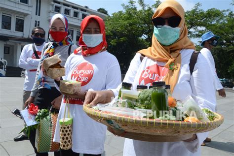 Deklarasi Satu Hati Urban Farming Buruan Sae Republika Online