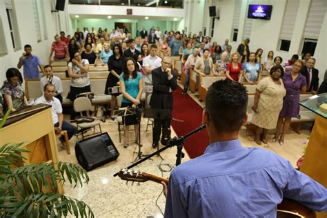 Culto Re Ne Fi Is De Diferentes Denomina Es Em Igreja Adventista