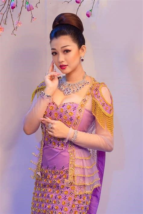 Pin By Theim Soe On Myanmar Classical Beautiful Thai Women Designer