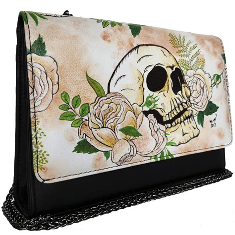 Clutch Stone Tatuada — Prison Art International