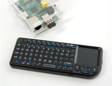 Миниатюрная беспроводная клавиатура с тачпадом | Raspberry Pi в Киеве ...