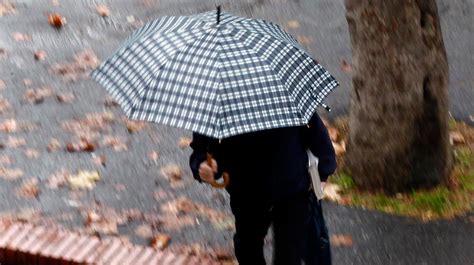 Maltempo In Arrivo In Lombardia Pioggia Temporali E Vento