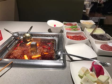 HAIDILAO HOT POT Zhuhai Restaurant Reviews Photos Phone Number Tripadvisor