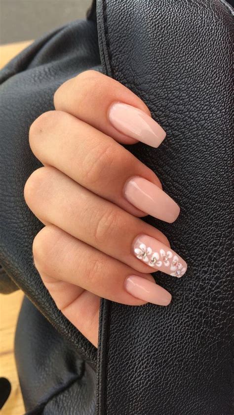 30 Amazing Nude Acrylic Nails To Try