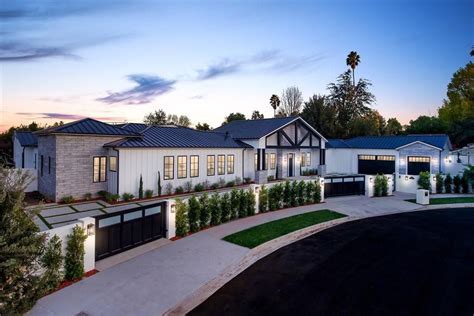 Newly Constructed Luxury Modern Farmhouse Style Estate In A Serene Setting