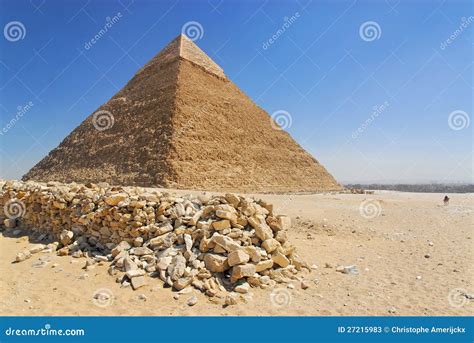 Cheops Pyramid In Giza Stock Photos - Image: 27215983