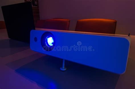 Projector for Presentation in a Meeting Room Stock Image - Image of lumens, connection: 101145123