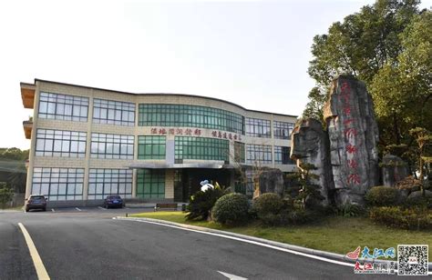 全心全意护鸟 积极扶弱帮困 吴城站入选第九批全国学雷锋活动示范点凤凰网江西 凤凰网