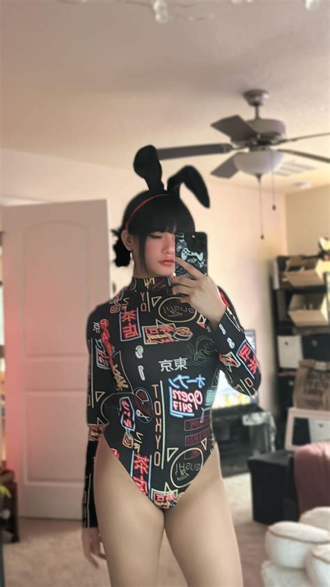 Why did I get kicked out of class? : r/sexynormalgirl