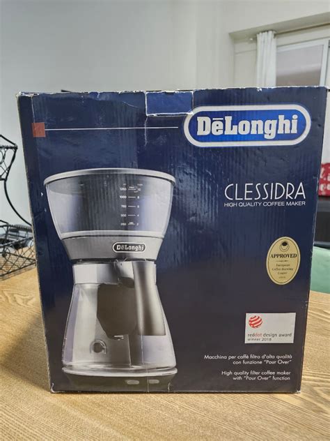 Delonghi 2 In 1 Drip Pourover Coffee Machine With Freebies TV