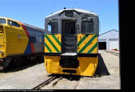 Commonwealth Railways Australian National Rdc Cb