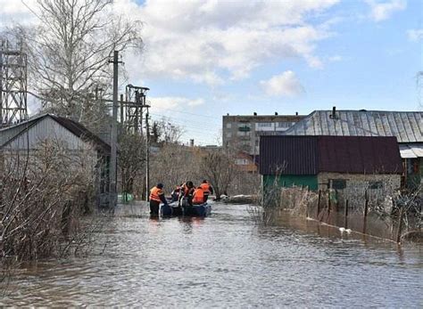 В Нижневартовске из-за паводка снизился спрос на загородную ...