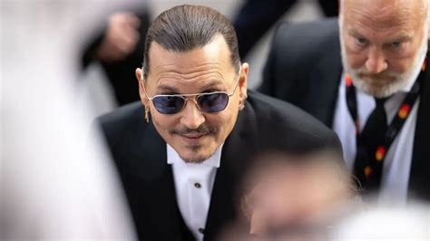 Johnny Depp Recibe Ovaci N En Cannes Pero Realmente Est De Vuelta