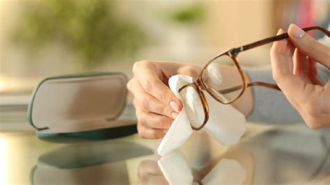 How To Clean Your Glasses The Right Way Oversixty