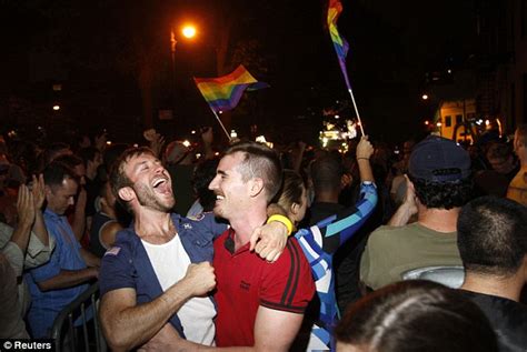 Gay Marriage Is Legal In New York Daily Mail Online