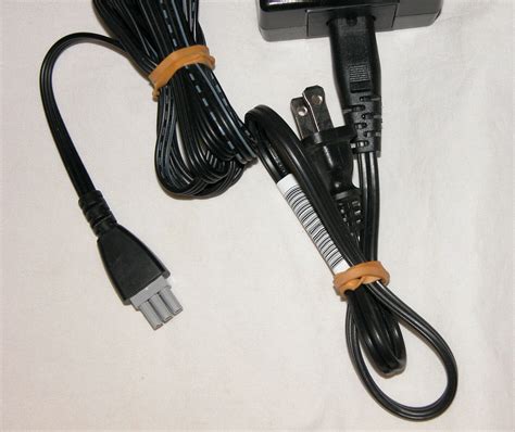 HP OEM Hewlett Packard AC Power Adapter 0957-2231 100-240V 50/60Hz +32V ...