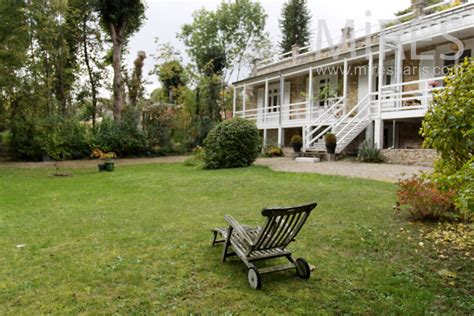 C1390 Balcon Avec Vue Sur Le Jardin Mires Paris