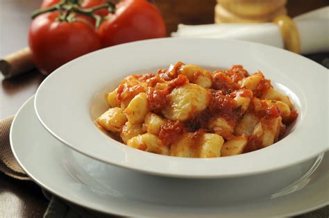 C Mo Hacer Oquis Con Salsa De Tomate Condimentada Recetas Dia