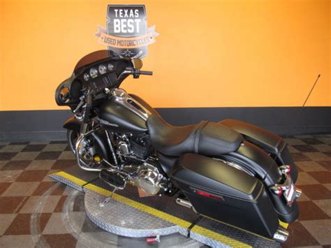 Harley Davidson Street Glide Flhx Super Low Miles