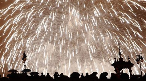 Castillos De Fuegos Artificiales Y Nit Del Foc Fallas 2024