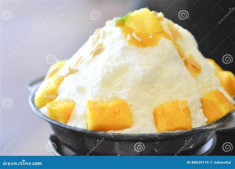 Mango Bingsu Kakigori Korean Shaved Ice Dessert Flavor Royalty Free