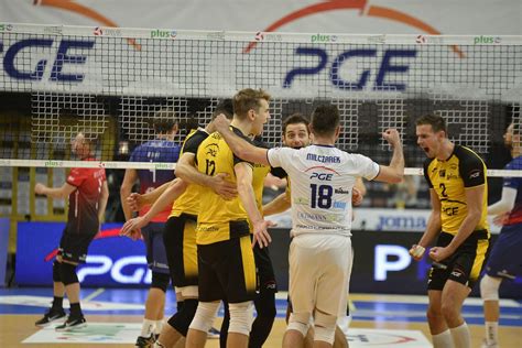 PlusLiga PGE Skra Bełchatów pokonała lidera a na boisku szalał