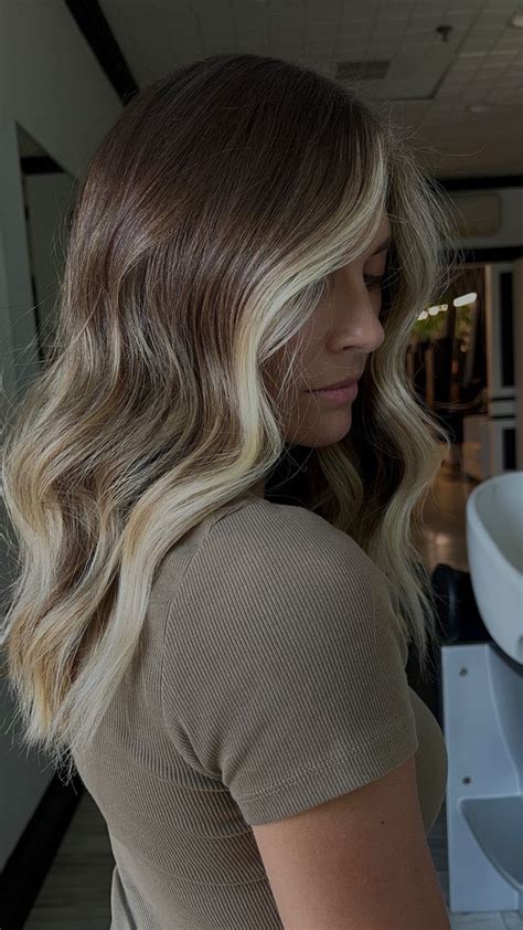 High Contrast Balayage Brown Hair Looks Brown Hair With Blonde Highlights Blonde Hair
