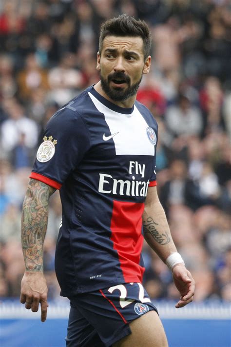 Photo Ezequiel Lavezzi Lors Du Match Opposant Le Psg Evian Thonon