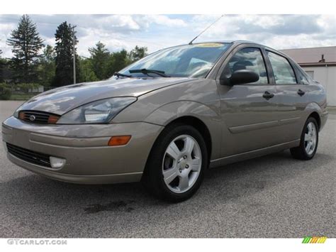 2003 Arizona Beige Metallic Ford Focus Zts Sedan 66121608 Photo 4 Car Color