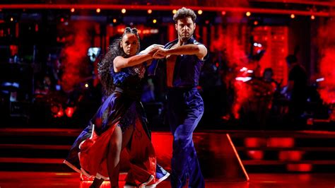 Strictly Come Dancing: Coronation Street star Ellie Leach crowned winner of 2023 final | Ents ...